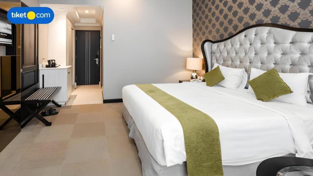 The Mirah Hotel Bogor Exterior photo