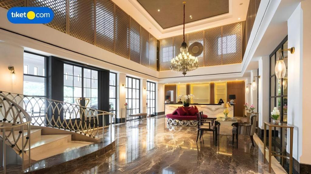 The Mirah Hotel Bogor Exterior photo