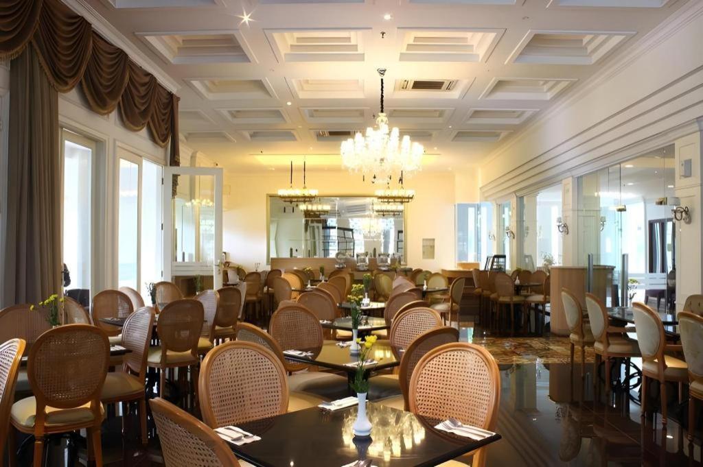 The Mirah Hotel Bogor Exterior photo